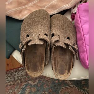 Birkenstock Boston wool clogs!